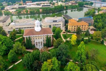 college-visit-campus