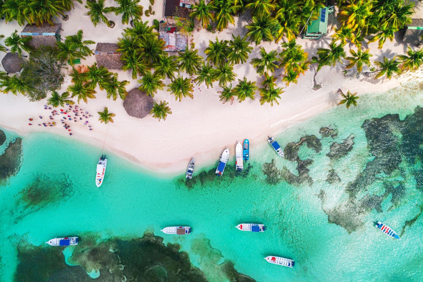 caribbean social distancing