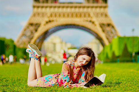 travel-writing-reading-paris