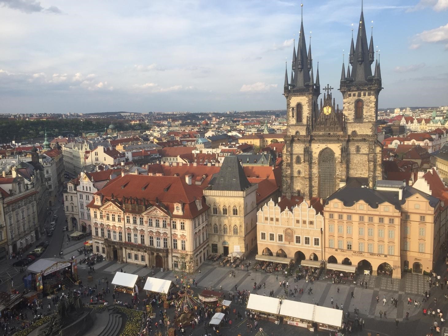 things-to-do-in-prague-old-town-square