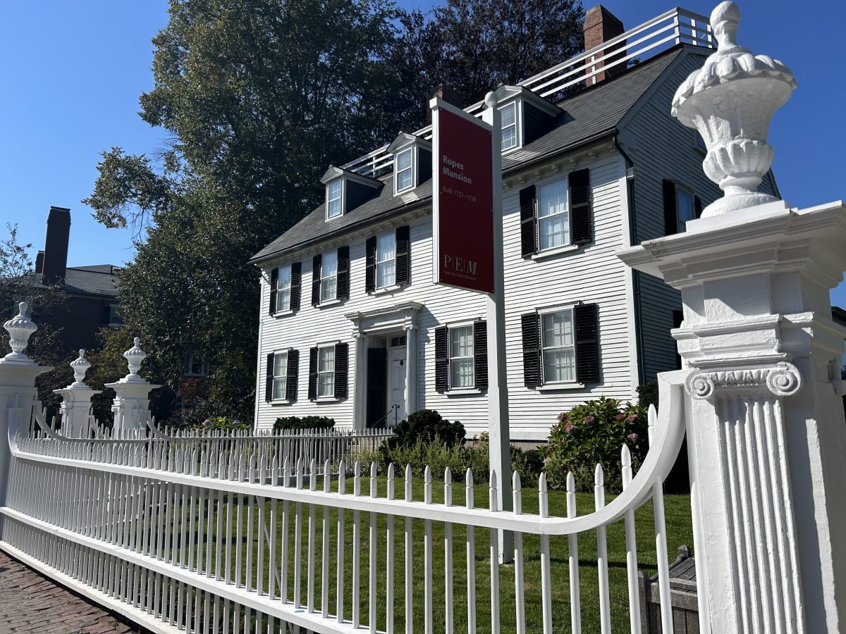 The front of the Ropes Mansion, a part of the Peabody Essex Museum in Salem, MA. The same front of the house was used in the Hocus Pocus movie for outside shots of Allison's home.